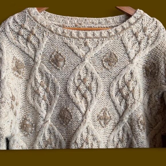 The Limited Intricate Aran/Fisherman Knit Wool-Blend Long Sweater. L. - Picture 3 of 7